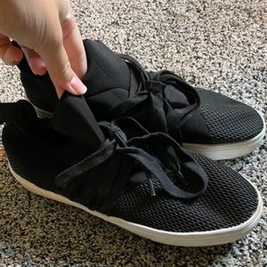 Steve Madden Sneakers